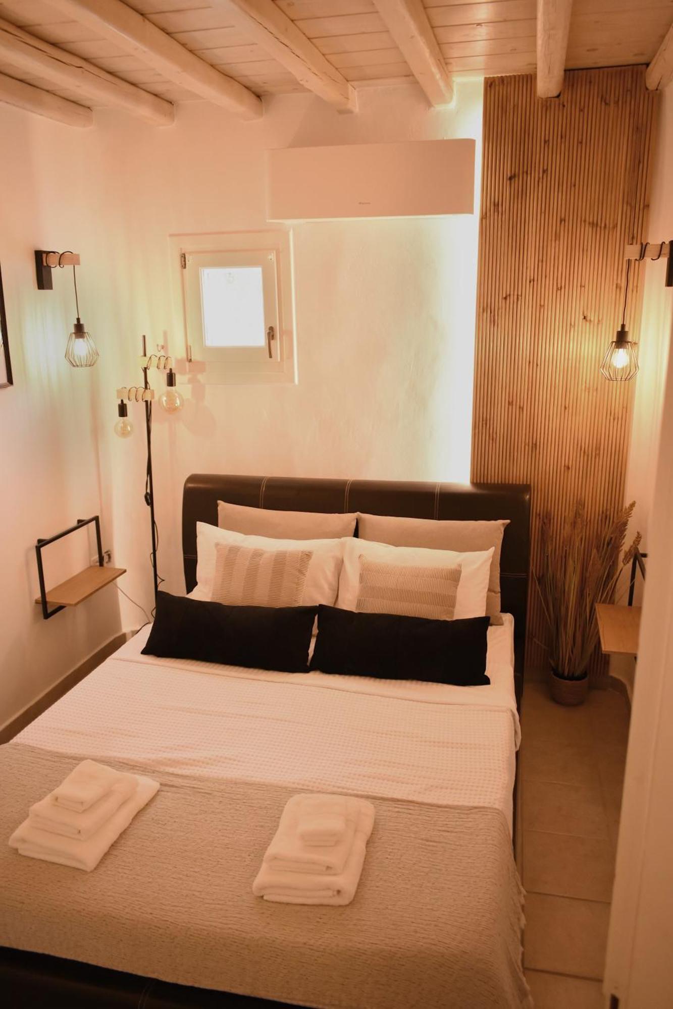 Nisos Home Stay Mykonos Town Екстериор снимка
